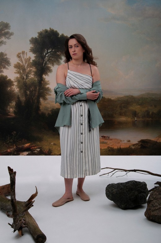 Асиметричний топ в смужку