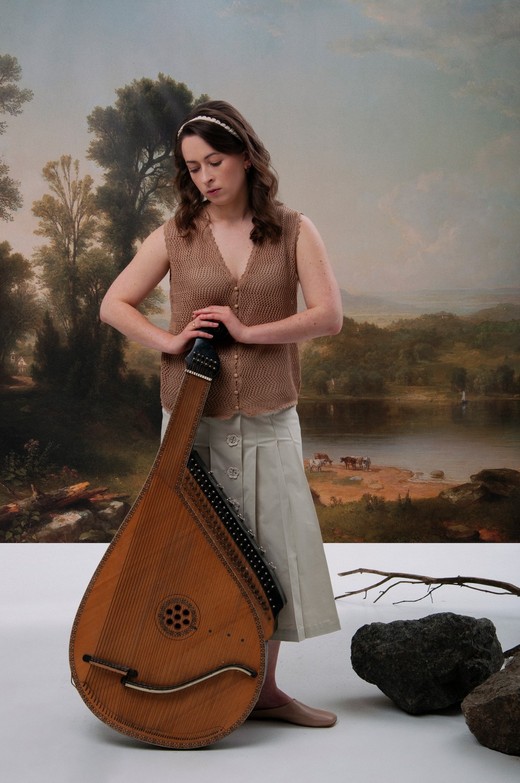 Вʼязана жилетка мокко